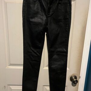 DRIFTWOOD Black Skinny Jeans Sleek and Stylish